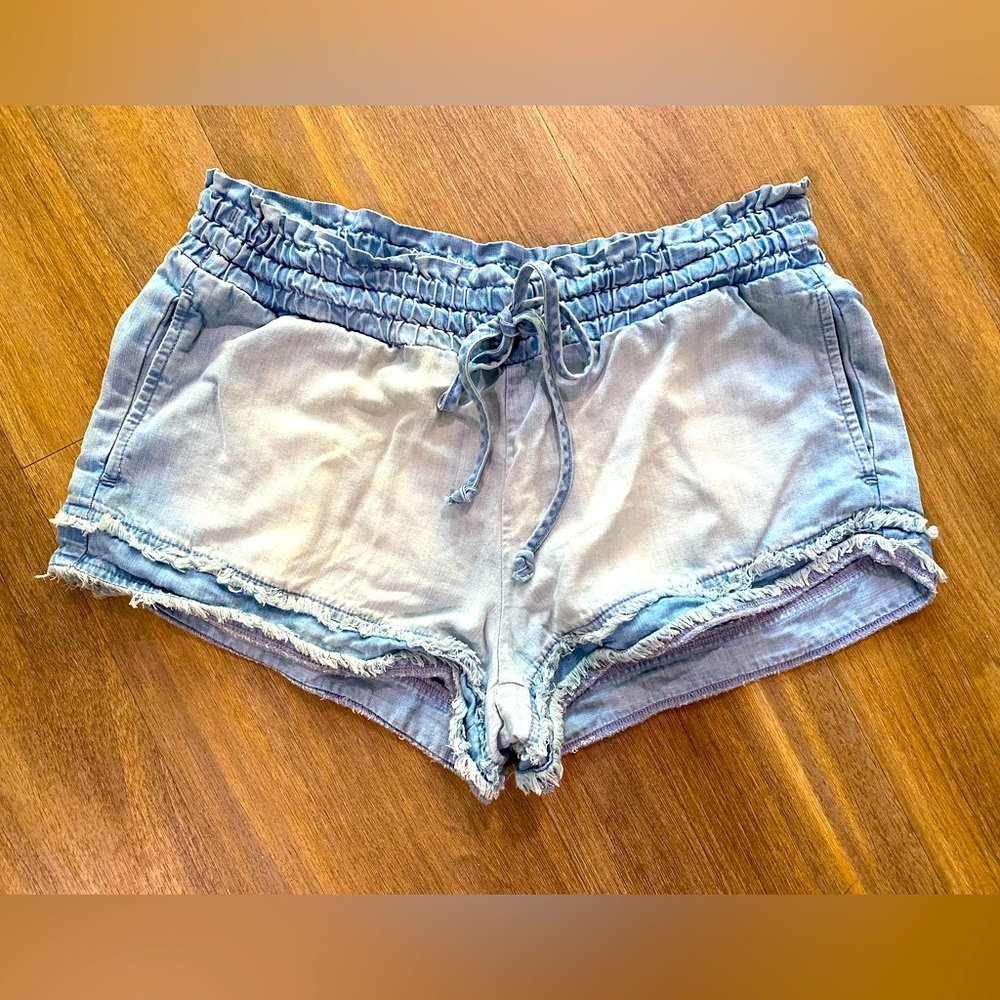 Cloth & Stone Blue Tencel Shorts Sz S